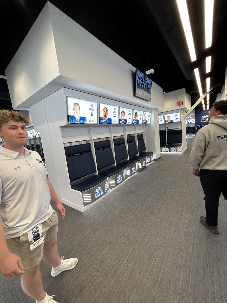 Appreciate <a href="/ODUFootball/">ODU Football</a> for the invite I had a amazing time at the ODU vs App state game <a href="/CoachVic_/">Victor Irokansi</a> <a href="/Coach__Seiler/">Blake Seiler</a>