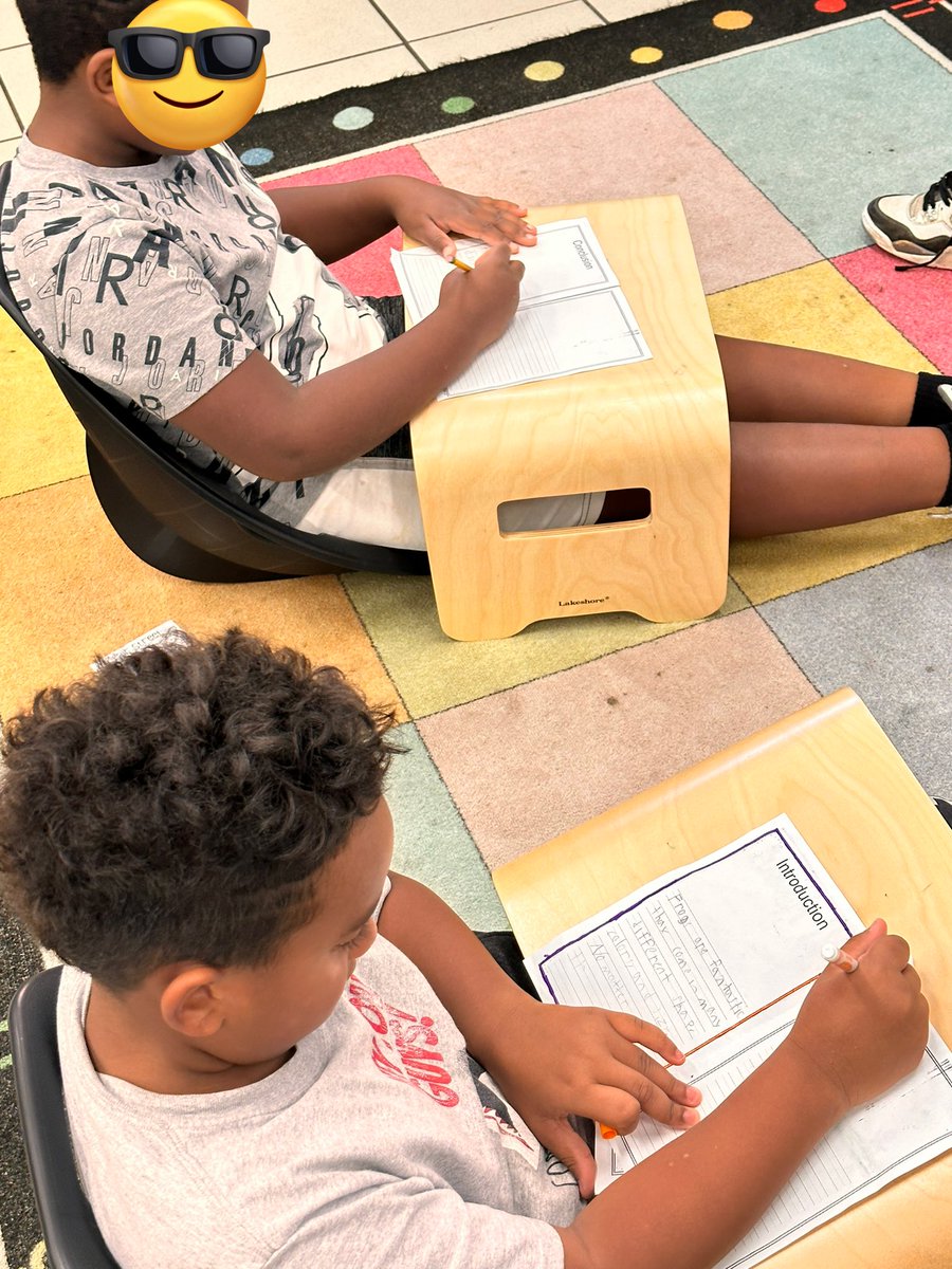 Q’s Class tweet media