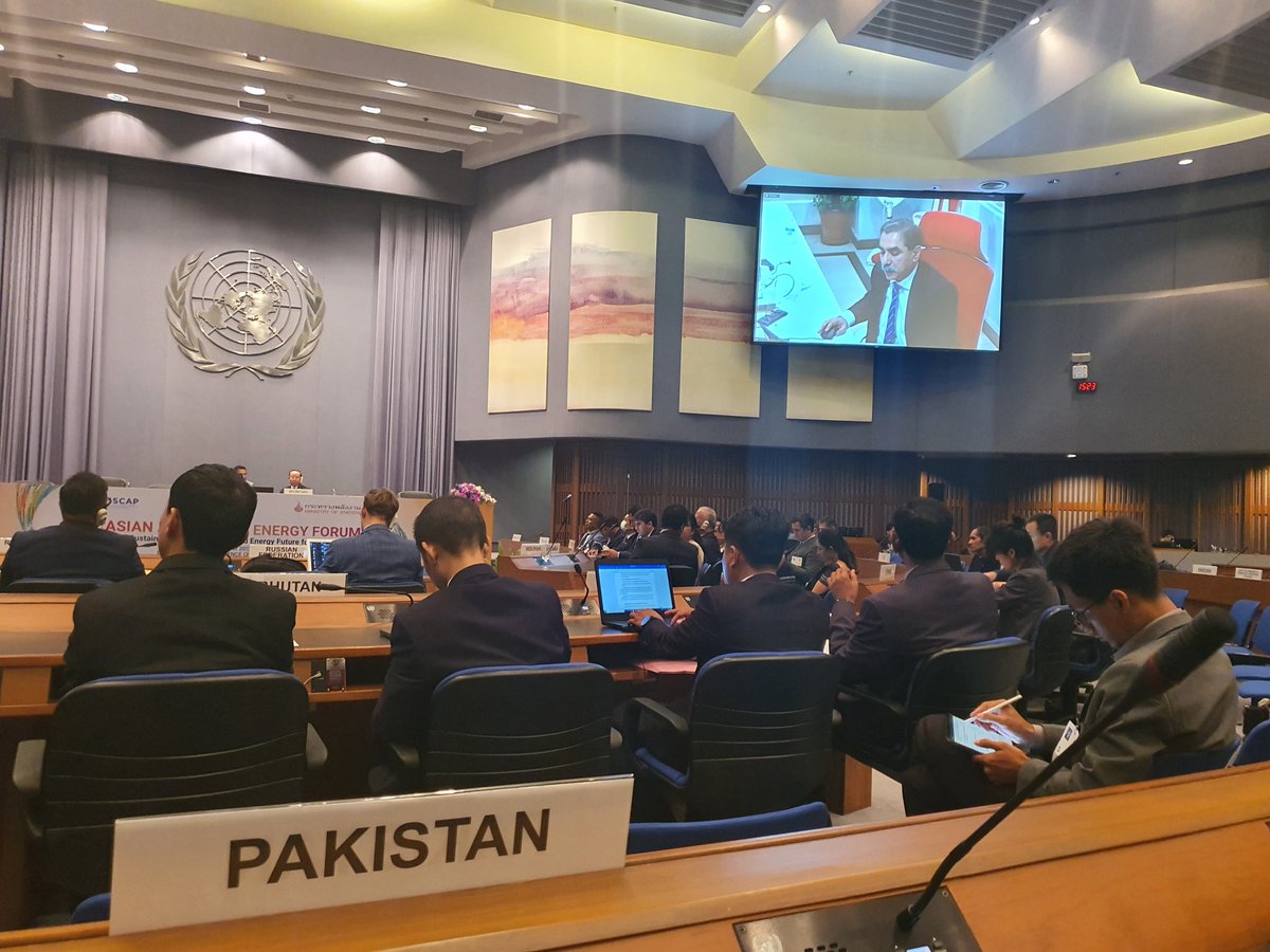 Faiza42865094's tweet photo. During #APEF3, 🇵🇰 reiterated its commitment to #SDG7 & #ClimateAction. Welcome adoption of Ministerial Declaration for a Secure, Sustainable & Interconnected Energy Future in #AsiaPacific. #UNESCAP members acknowledged pivotal role of #EnergyTransition in advancing the #SDGs! https://t.co/HV7GLosCP6