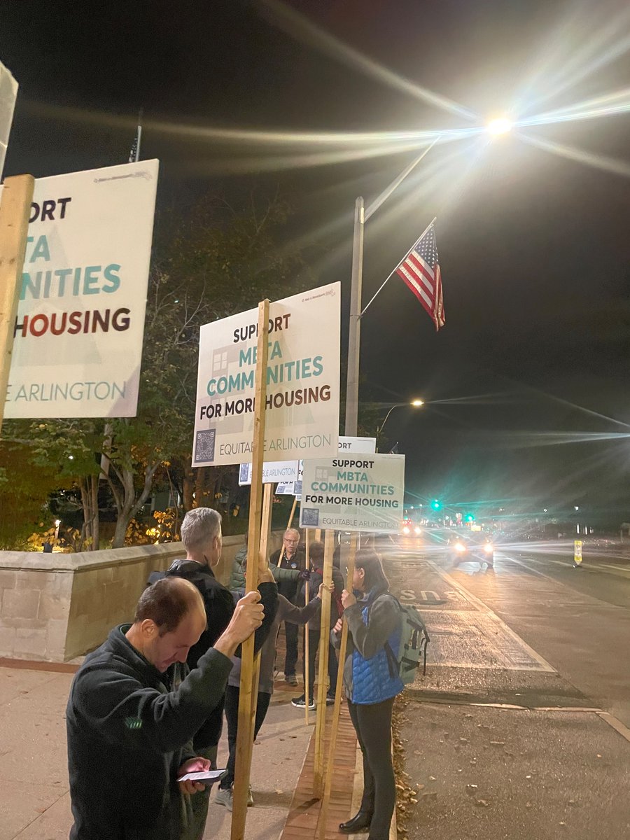 AbundantHomesMA's tweet photo. AHMA is in attendance at Arlington’s Special Town Meeting, where MBTA Communities zoning will be voted on tonight! Great to see lots of @EquitableArl members holding signs before the meeting. Stay tuned for updates 🧵 https://t.co/CnZY91gmlS