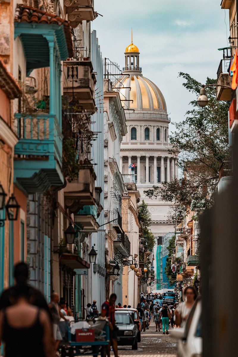 amazan_charly's tweet photo. Une semaine déjà que je suis à Cuba dans le cadre d'une résidence organisée par la coopération Suisse en Haïti et  @fondodeartejoven https://t.co/KQ8gpAOmNl
