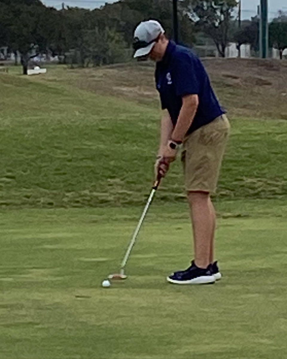 VMHSGolf's tweet photo. Great day for a golf tournament at Fort Sam Houston La Loma! Your hard work is paying off, keep it up! 🤩⛳️ https://t.co/n7LHpFTOaw