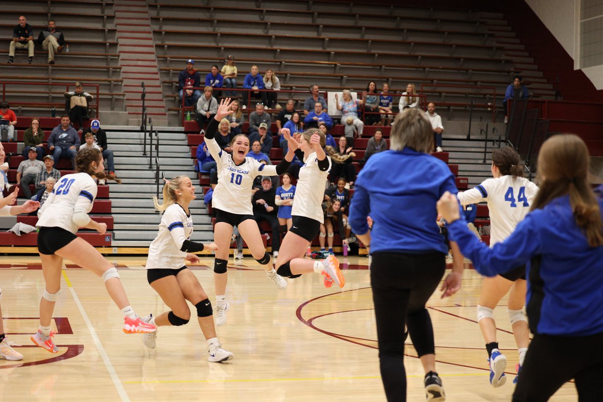 FINAL: Volleyball
Bracken County 3, Pendleton County 2
(12-25, 25-21, 24-26, 25-23, 15-13)

Bracken County advances to the 10th Region Tournament semifinals and breaks the school record for most wins in a season with 23.