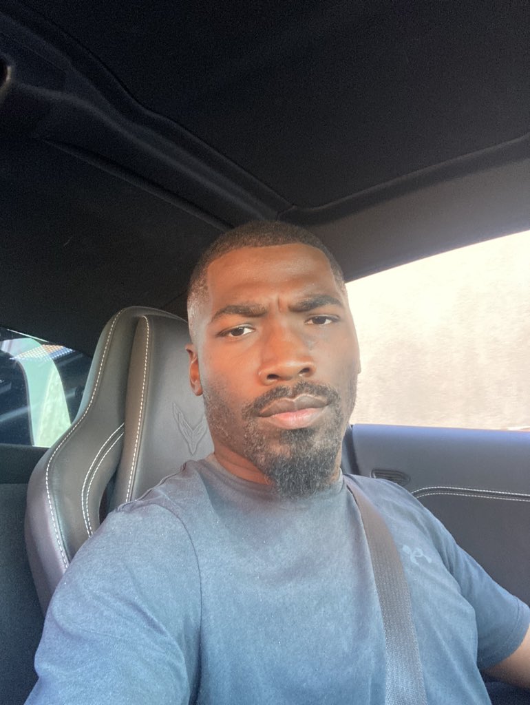 IKE 🌑 tweet media