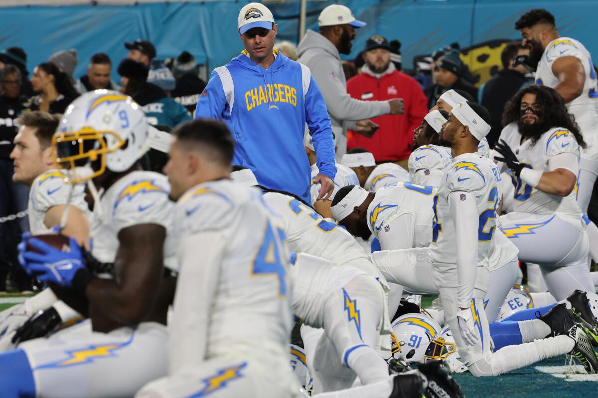 MLFootball (@_mlfootball) on Twitter photo REPORT: #Chargers HC Brandon Staley appears to have lost the locker room.
Staley and his defense are not on the same page. He says one thing at press and his players deny or say another thing, according to an article put out by <a href="/TheAthletic/">The Athletic</a>.
Things continue to spin out of REPORT: #Chargers HC Brandon Staley appears to have lost the locker room.
Staley and his defense are not on the same page. He says one thing at press and his players deny or say another thing, according to an article put out by <a href="/TheAthletic/">The Athletic</a>.
Things continue to spin out of