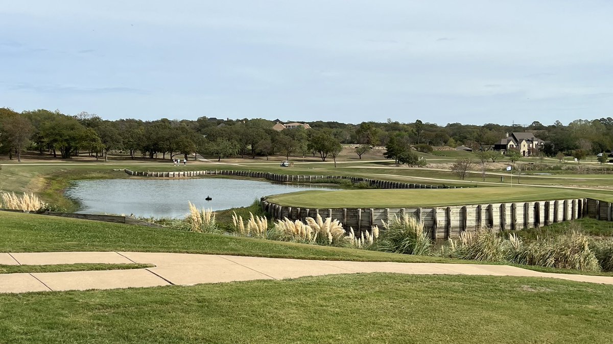 Milhouse2134's tweet image. ☑️ Hole-in-One
This weekend (10/21) got my first ace at Tour 18 in Dallas, TX on the replica of @TPCSawgrass #17 at 128 yds with Gap Wedge. One bounce and in the cup!!!
@greg_miller33 @tekpt1 @bstahl66 
@VICE_GOLF #ViceProDrip 
#PuttingInWork #ItIsWhatItIs