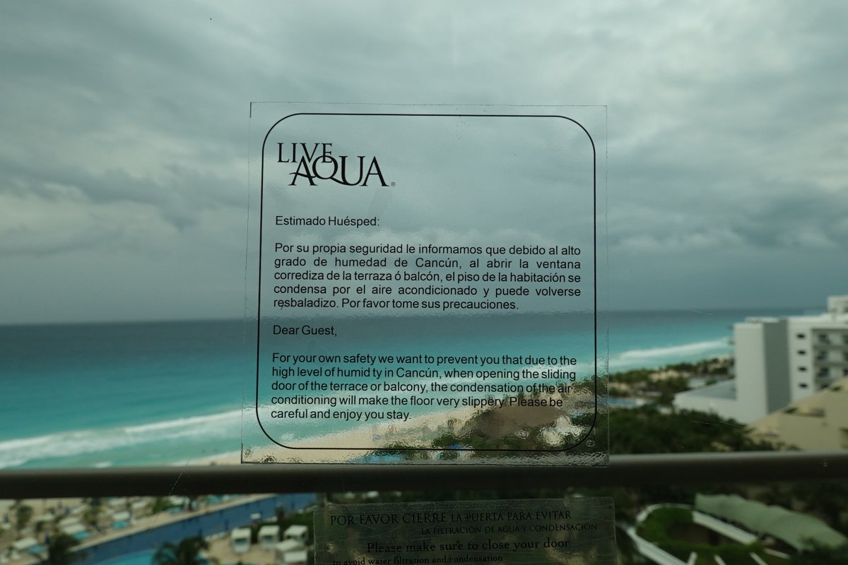 brianmayroam's tweet photo. Home in Cancun for the next 72 hours #AquaLover #YucatánEsColor https://t.co/zfggxKPG7K