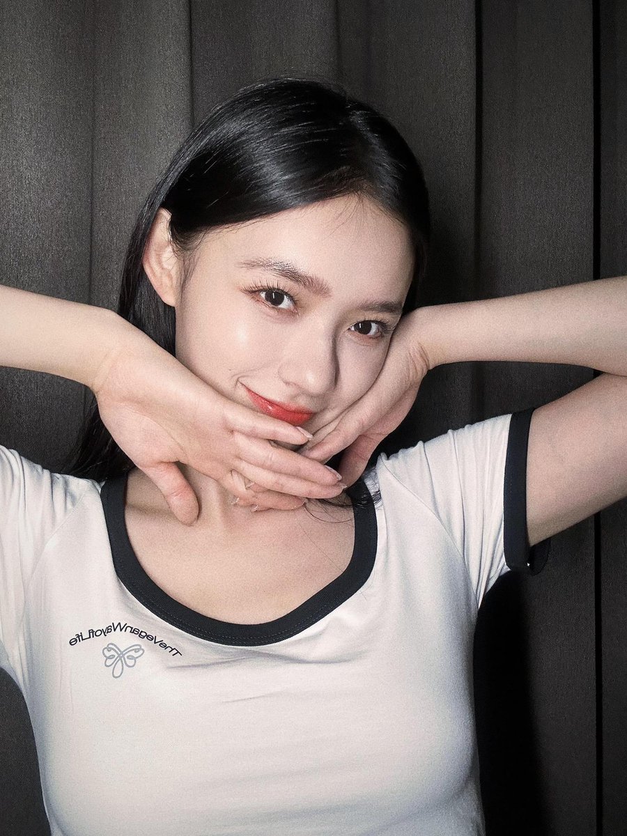 bachmeed's tweet photo. ㅤ
⌗𝔽𝔼ℝℕ

In celebration of my loved one, @gwinevie, who has just started a new romantic journey, I'll be hosting a giveaway for OCRP. Feel free to click the repost button to participate. Good luck and stay amazing, everyone! 🤍
ㅤ https://t.co/e525nr2Pgo
