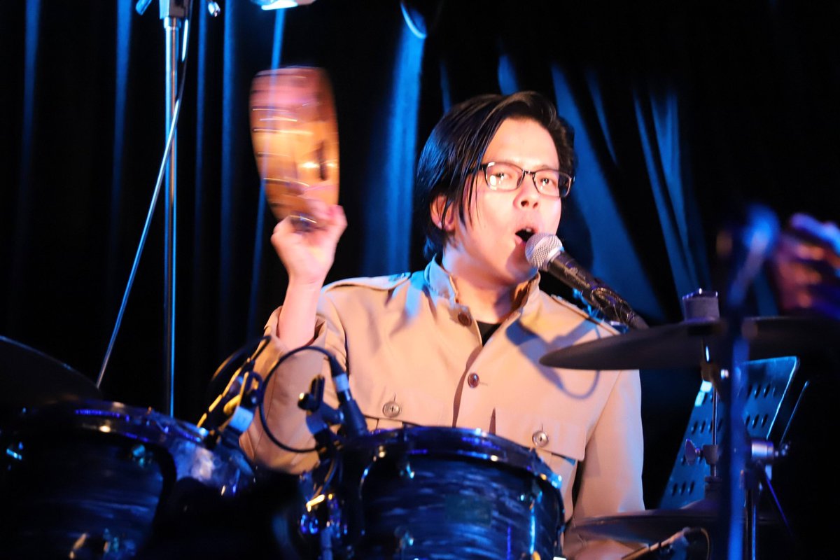 RiverBirds_tw's tweet photo. 本日10/24(火)
六本木ABBEY ROADに出演致します！！
*サキちゃんお休みです。
OPEN18:00
START19:00

https://t.co/jlMRhC0Pfr

#TheBeatles https://t.co/UKq5AdIXKE