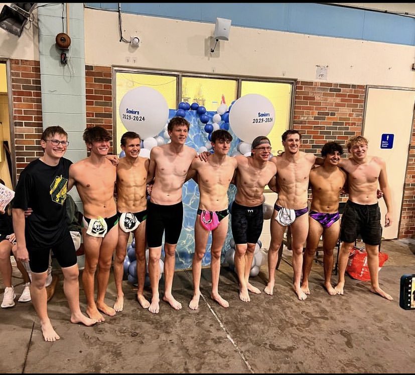 COMOswimming's tweet photo. Happy senior day to these young men! What a great group of guys who brought a lot of personality to each practice!
#3schools1pool
#teamcomo https://t.co/izDtssIMbb