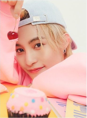 🎀 | free tag 🍀 tweet media