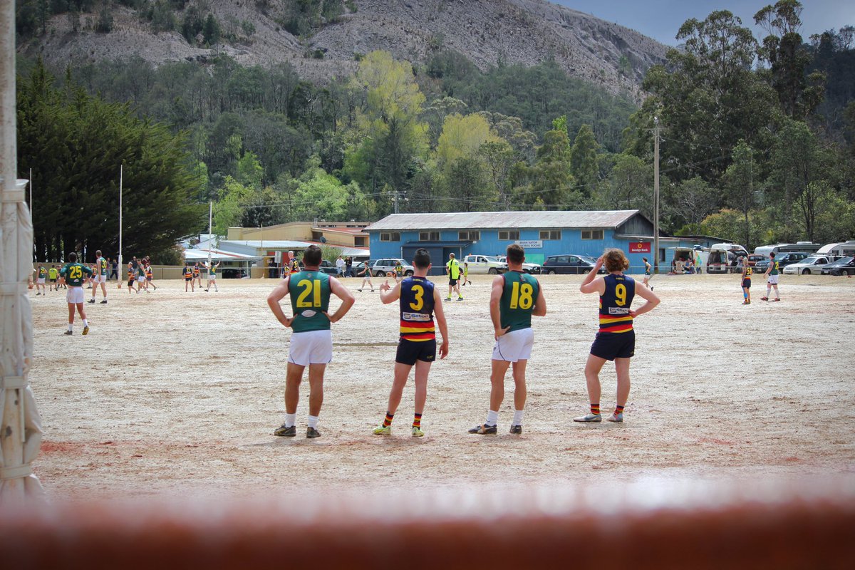 🩸 Still undefeated on Gravel 

<a href="/TheUnconformity/">The Unconformity</a> #TheGravel #WayOutWing #WingDelivers