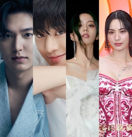 tang__kira's tweet photo. Cast untuk adaptasi film dari webtoon/webnovel omniscient reader viewpoint

Lee Minho ( Yoo Joonghyuk)
Ahn hyoseop (Kim Dokja)
Jisoo (blackpink) (Lee Jihye)
Nana (afterschool) (Jung Heewon)
Chae soobin (Yoon Sangah)
Shin seungho (Lee Hyunsung
Jung Sungil (blum tau tapi yg jahat)
Park hosan (yg jahat juga)