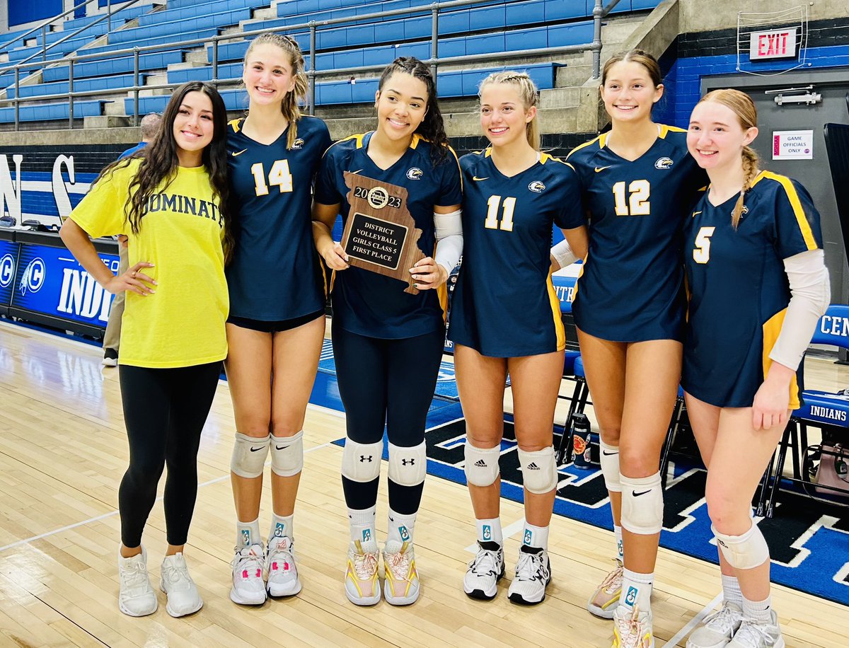 LNEagleVB's tweet photo. Your 2023 Class 5 District Champions!  E-A-G!  So proud of each one of these gritty girls—thankful for their love of one another &amp; our TEAM! #dominate #RFB https://t.co/CfVmW4LzD9