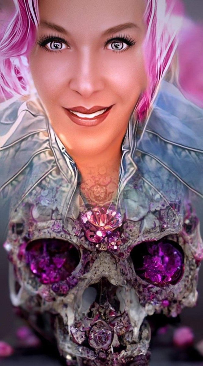 FThic's tweet photo. You dont have to like me but you damn well, will respect me ... #WomenEmpowerment #plussize #Thickmodels #love #model @vanillaice I'm hearing you at my childs high school parking lot. I'm reliving my youth, its f#cking wonderful 🤟😘❤ ox @FThic https://t.co/u8byZVz4NS