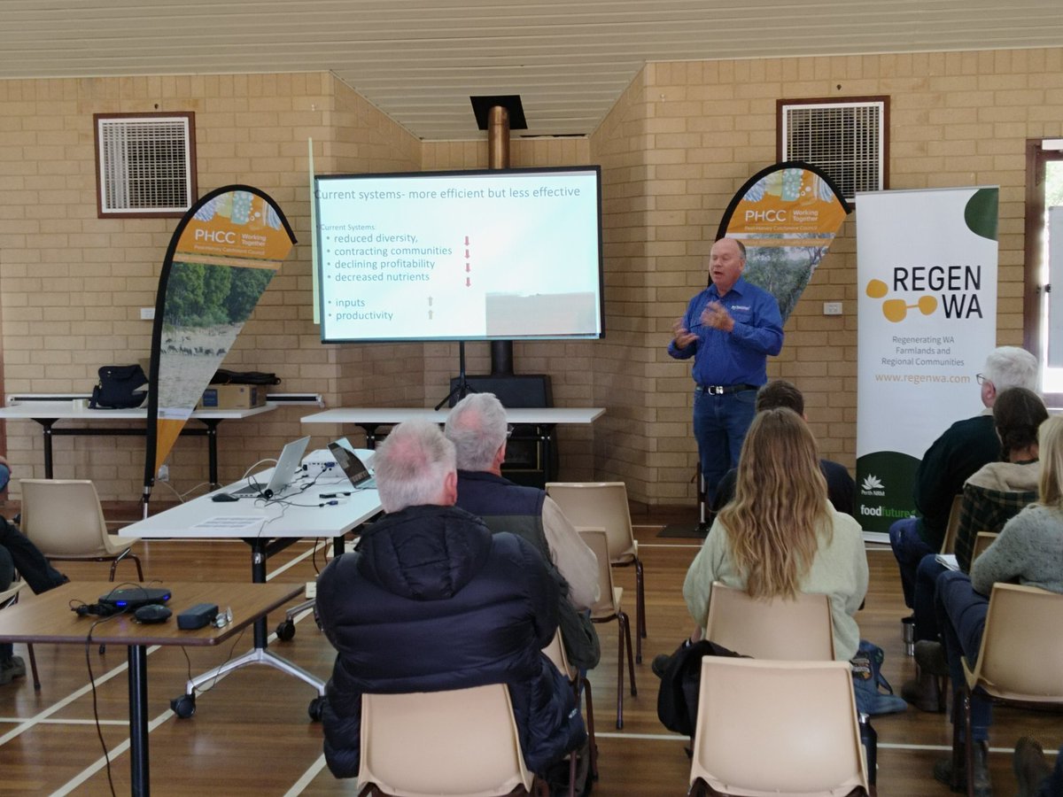 Mick Davis tweet media