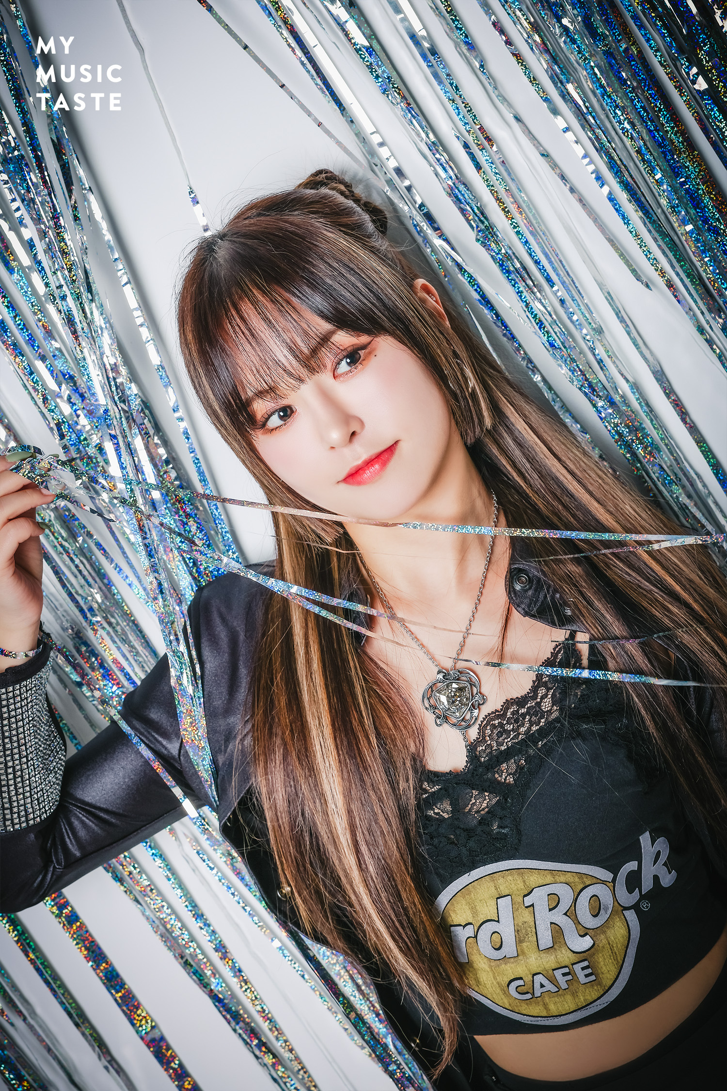 F9KydBnaYAAhvaN?format=jpg&name=4096x4096