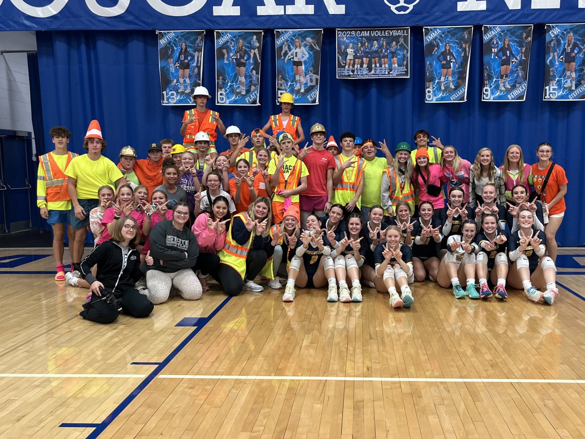 The Big Dawgs with a sweep of CAM tonight! Thanks to all who traveled and to our fantastic student section who always bring it!

Big Dawgs travel to Van Meter on Wednesday to compete in the Regional Final 💪🏻🏐💙