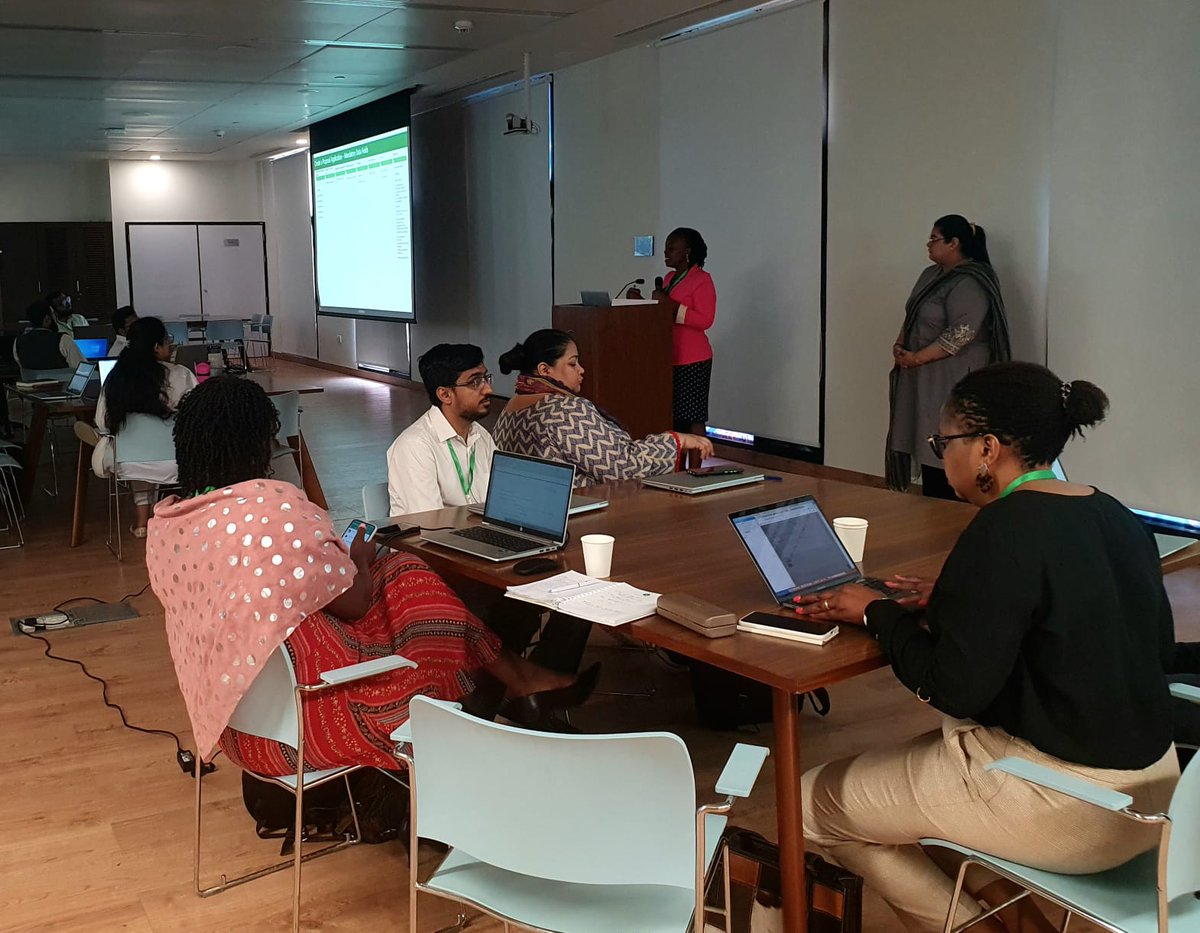 ResearchAKU's tweet photo. #Day2 of the Pure SuperUsers Conference has kicked off 🚀

The speakers dove into the new processes, their compliance functions, and shared best practices to enhance efficiency within the new grant management system. https://t.co/K5tL0bliud