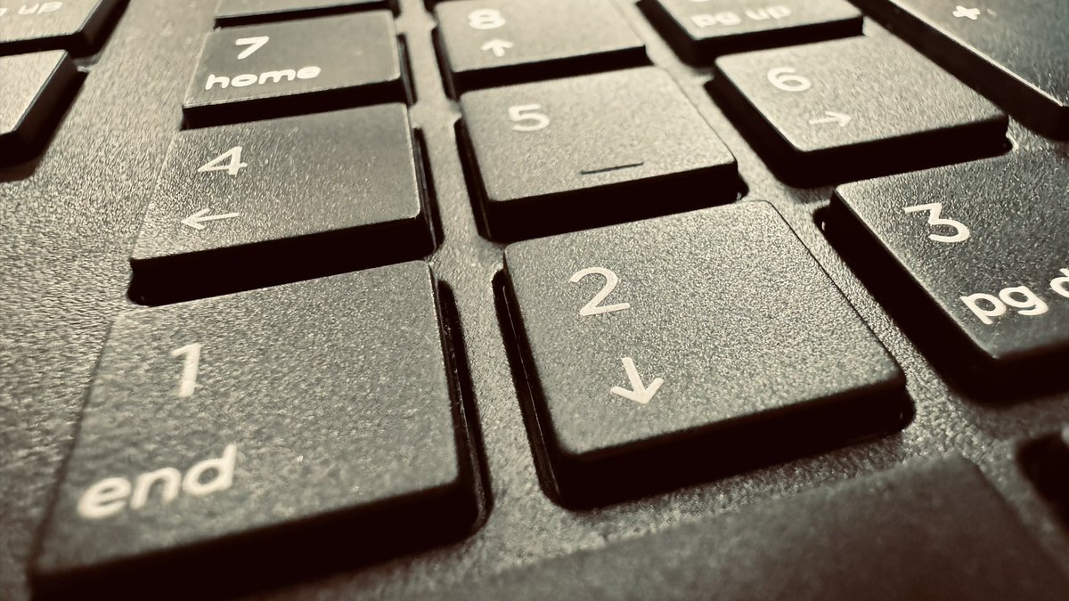 chojema's tweet image. #keyboard #computerkeyboard #numberpad #키보드 #자판 #컴퓨터키보드 #컴퓨터자판 #shotoniphone