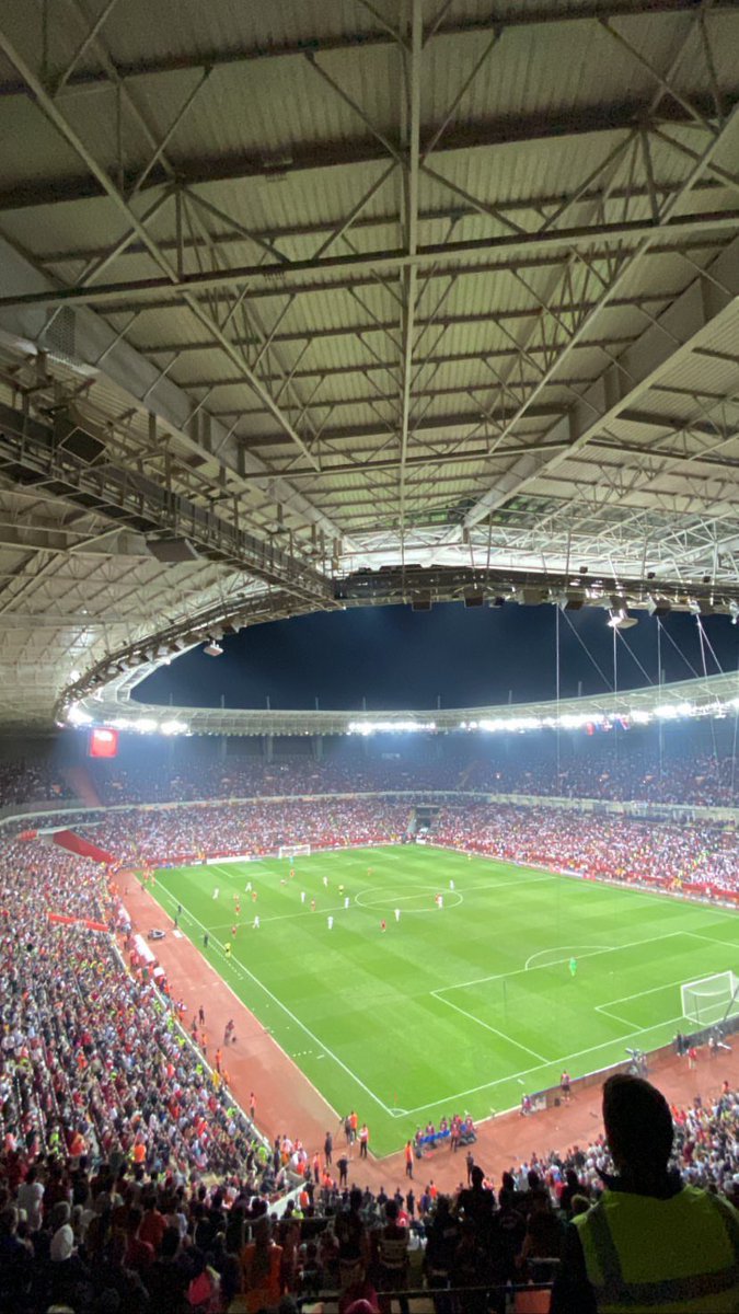 SolakYgt's tweet photo. @UltrasTurkish Milli maç Eskişehir Atatürk Stadyumu https://t.co/OC8wWEU36D