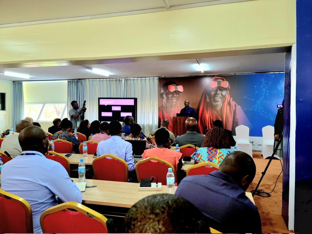 "Msingi mkubwa wa demokrasia ni ushiriki wa wananchi" - Dr <a href="/BMshale/">Baruani Mshale</a>.

#WikiYaAzaki2023 
#DemokrasiaYetu