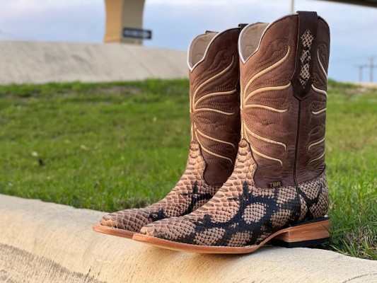 advising mama tweet media