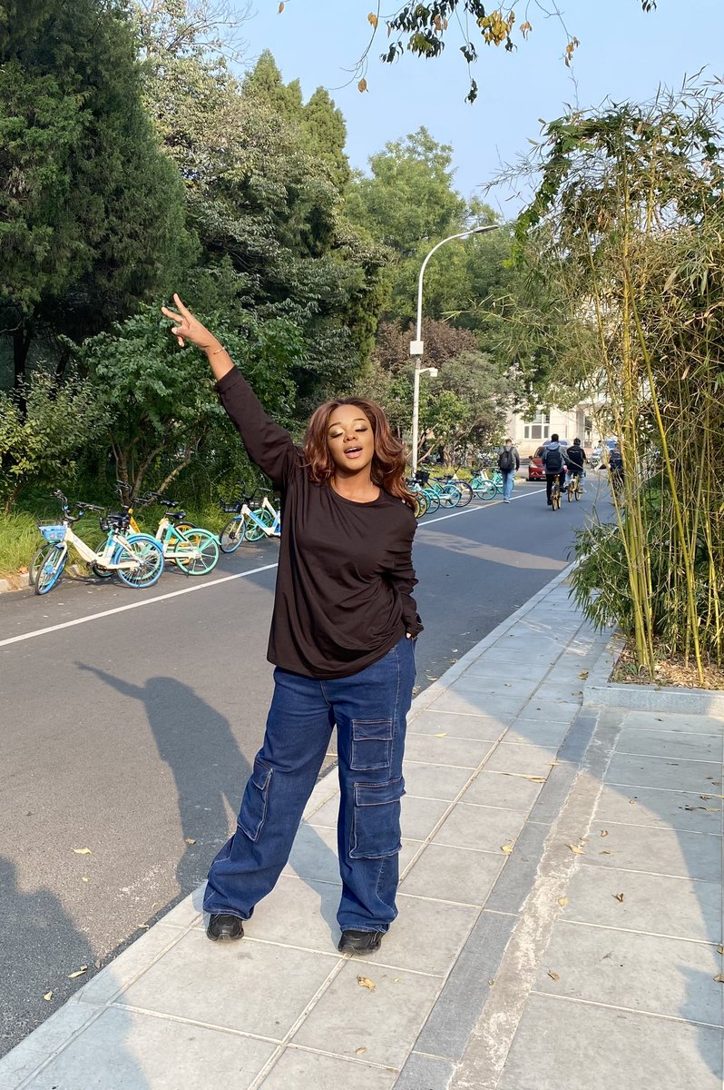 Theresa Phondo (@theresaphondo) on Twitter photo 🚨 My latest single, RESCUED, with <a href="/RyanHylton/">Ryan Hylton</a> 🇬🇧 drops on Friday!!! Pre-save it here: distrokid.com/hyperfollow/th… 🎶 🚨 My latest single, RESCUED, with <a href="/RyanHylton/">Ryan Hylton</a> 🇬🇧 drops on Friday!!! Pre-save it here: distrokid.com/hyperfollow/th… 🎶
