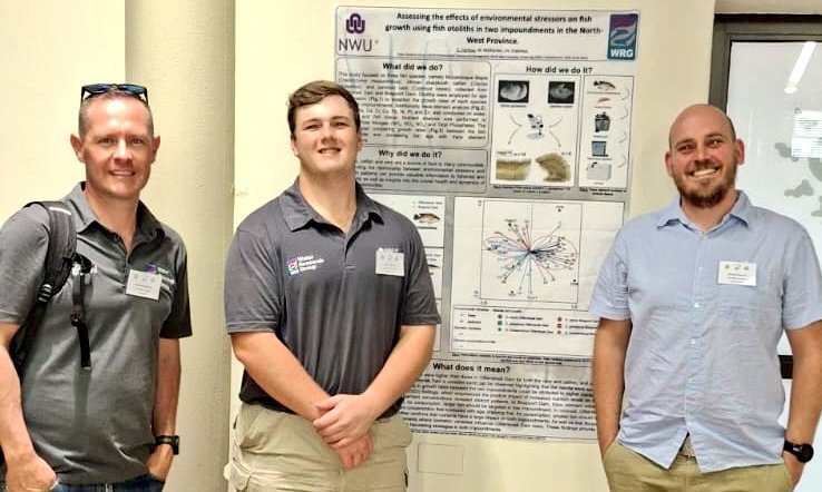 Proud of our Honours student Corné Carinus presenting his results on 'Assessing the effects of #environmental_stressors on fish growth using #otoliths' at the National Wetlands Indaba 2023. @WynandMalherbe @NWU_WRG @NWU_UESM
