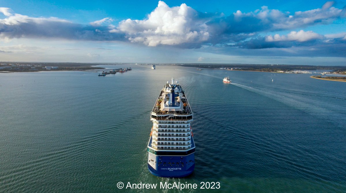 Seen arriving in #Southampton for the final time on Sunday @CelebrityCruise #CelebritySilhoutte making a rare afternoon arrival. @CelebrityUK #cruise #cruisecelebrity