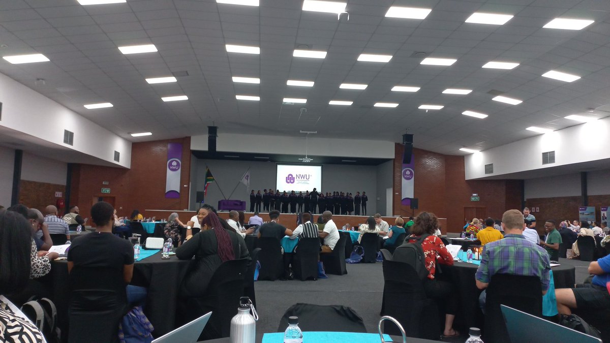HELTASA conference opens in style. #NWU choir welcomes delegates. Looking forward to learning from &amp; networking with colleagues passionate about Teaching and Learning #NWU #heltasa  #HigherEducation #learning