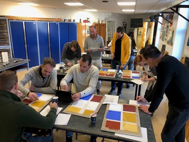 Wil je je specialiseren in het onderhouden van monumenten? Kies dan voor de opleiding Erfgoed Schilderen (start januari 2024). Je krijgt een gedegen theoretische kennis en door zelf aan de slag te gaan krijg je het vak in de vingers: erfgoedopleidingen.nl/nce-opleidinge… #onderhoudNL #erfgoed