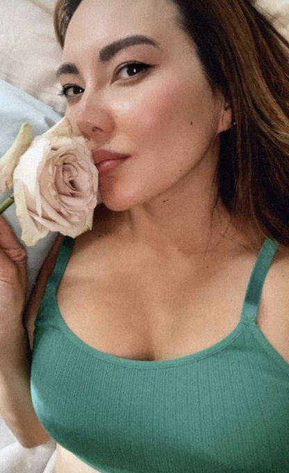 Xoxo https://t.co/HeVn4RAWoJ<a href="/tag/fallenangel"class="tags"><span>#fallenangel</span></a><a href="/tag/demontime"class="tags"><span>#demontime</span></a>