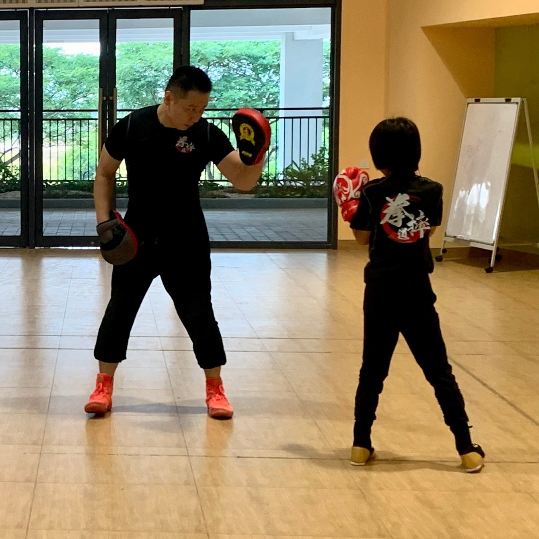 StShattuck's tweet photo. Elementary students witnessed the remarkable mastery of Quan Shuai Dao demonstrated by Coach Wang Xin and his daughter Bonita from Grade 4.

#SSMFC #internationalschooljohor #internationalschoolmalaysia #forestcity #shattuckeducation #studentcentered #community #quanshuaidao https://t.co/nFFz132Kim