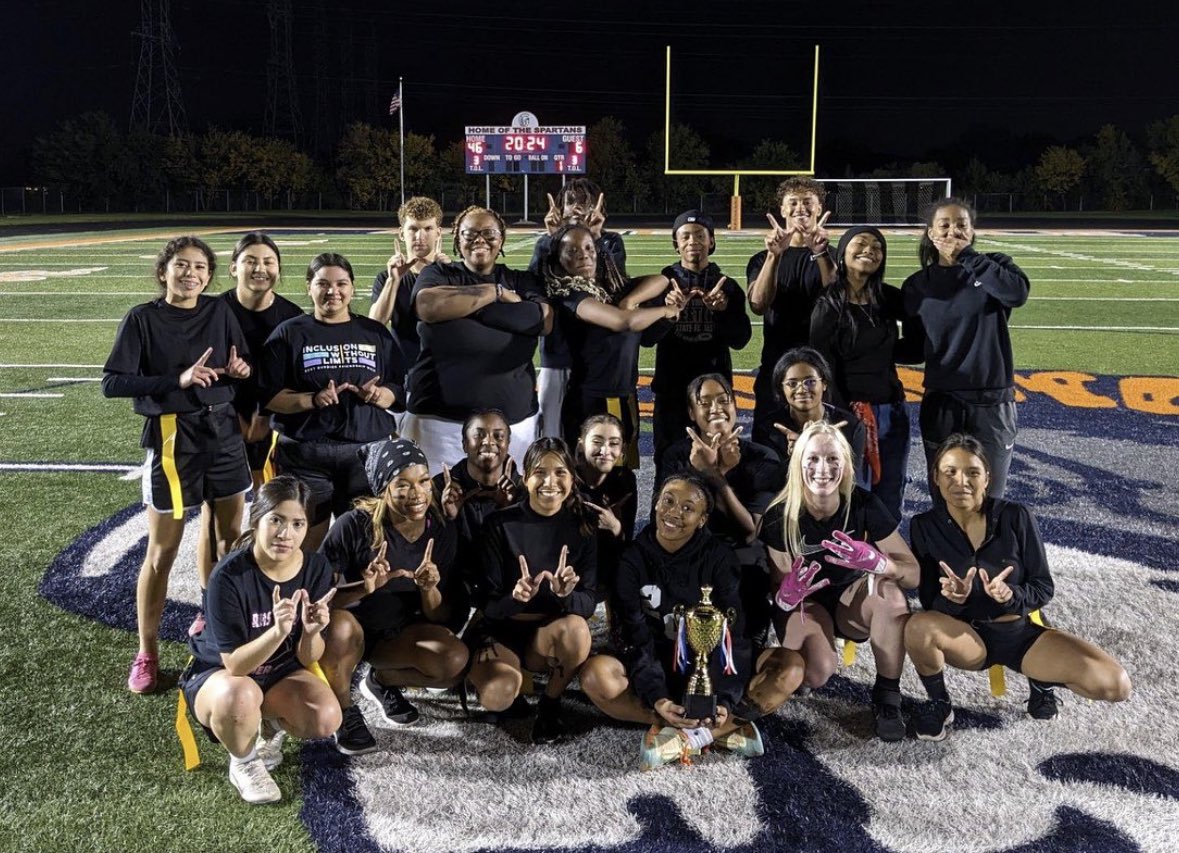 SpartansBooster's tweet photo. And the winner of the 2023 Powder Puff Game goes to….the Seniors class of 2024!! Final Score 46-6! Great job team! 🎊  🏆🏈🎊#RHS #classof2024 #powderpuffgame https://t.co/YJmhMEQyDz
