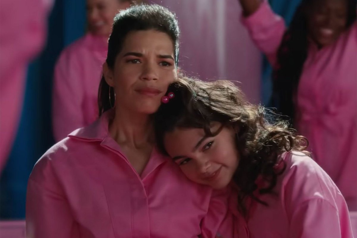 aftersunfilm's tweet photo. I love America Ferrera so so much like this is mother.... https://t.co/EF0BzqiaYJ