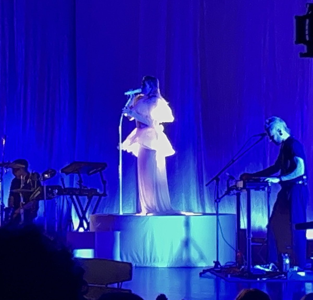 apples mcashely 🍎🦈 | insufferably gay tweet media