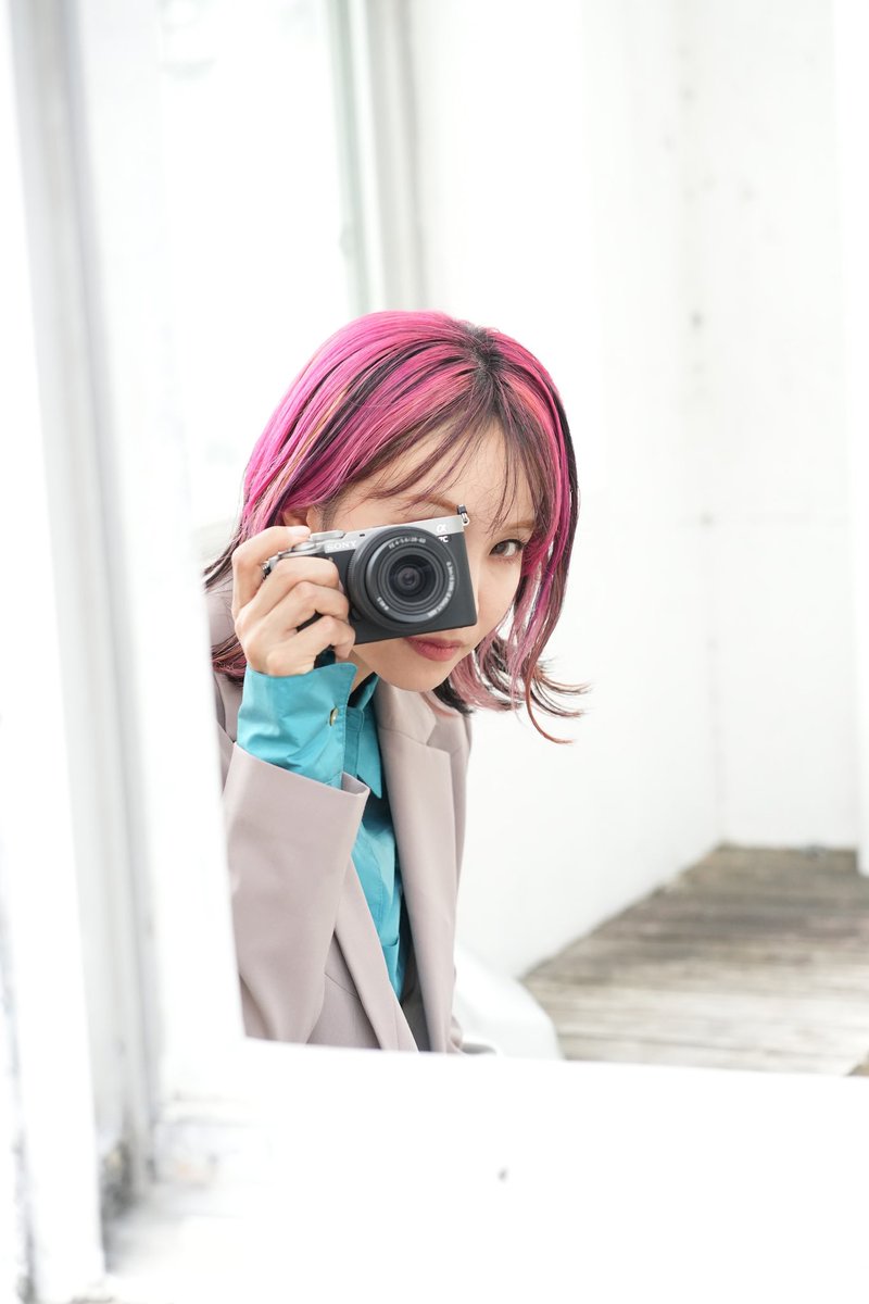 普段から様々なカメラを使っている私ですが、このSONYα7C Ⅱとてもいい