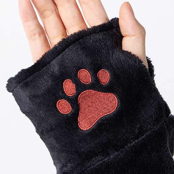 黒猫さんとおそろいでぬくぬくなりきりにゃんこルームウェアに黒猫デザインが新登場猫のようにさらりとした毛並みと、毛布のようにもふもふの生地で、しあわせな着心地詳細はこちら⇒  