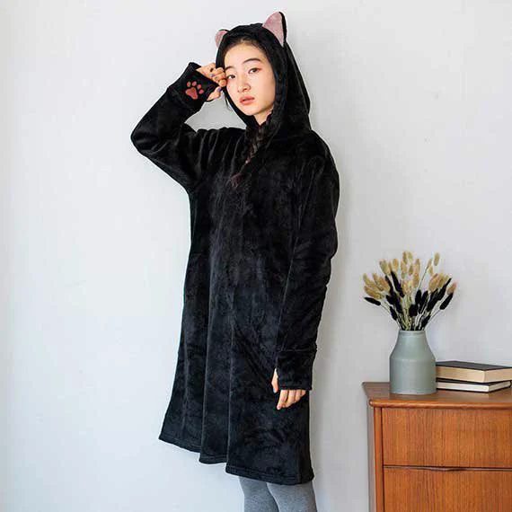 黒猫さんとおそろいでぬくぬくなりきりにゃんこルームウェアに黒猫デザインが新登場猫のようにさらりとした毛並みと、毛布のようにもふもふの生地で、しあわせな着心地詳細はこちら⇒  