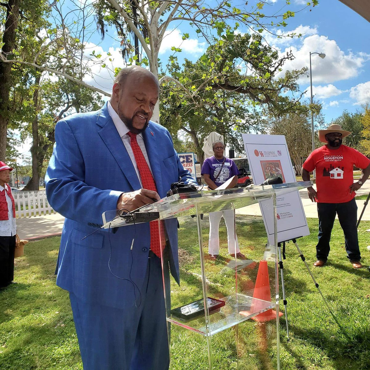 EmancipationTx's tweet photo. What’s happening along the trail. Since 1927, The Turkey Day Classic was one of the most iconic events in Houston. The football rivalry between Yates  &amp; Wheatley High Schools is one that deserves to be memorialized forever. Congratulations alumni on obtaining the marker. https://t.co/YGxWYVT0zD