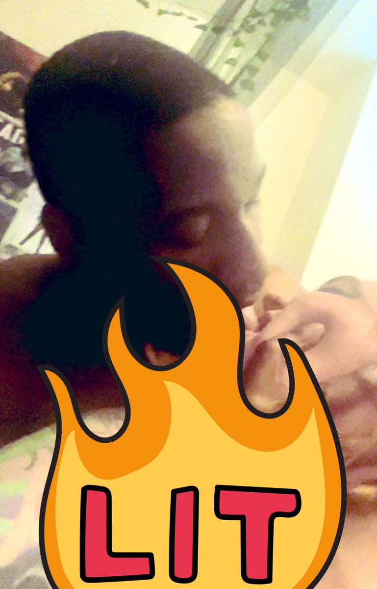 queenxquinzel's tweet photo. @barbadosXslim you think the world is ready for all this 🔥 content we’re about to drop? 😈😏 https://t.co/i2leCyhHHQ