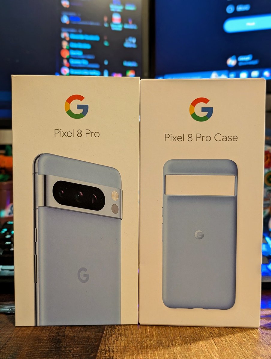 luvmeepii's tweet photo. When people ask me why I got the Pixel 8 Pro, it's simple: the blue sold me. That's pretty much it. 😂 #Pixel8Pro #BluePixel #GooglePixel #luvmeepii #teampixel #madebygoogle #google https://t.co/k9V9R5FRAM