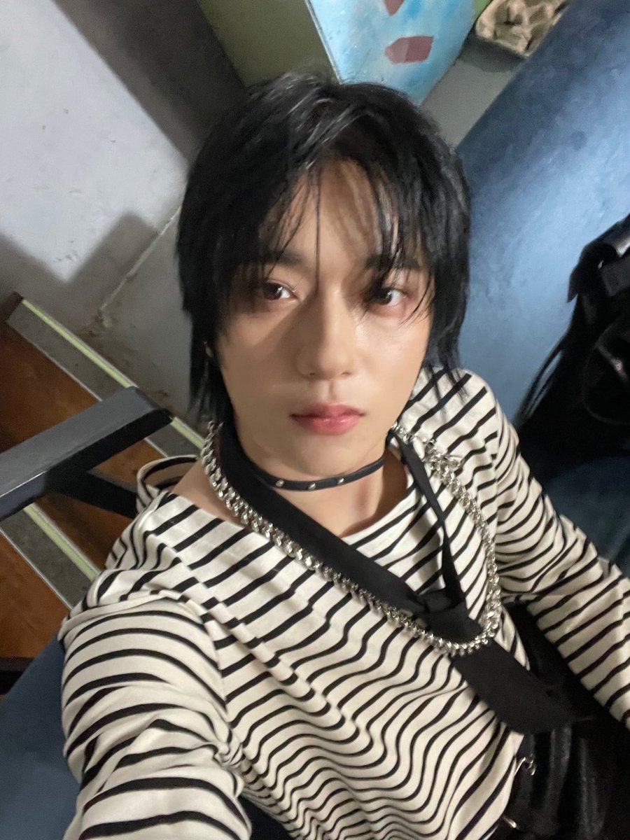 OmegaX_members's tweet photo. [#OX]

일찍 자버려서 늦어따..!

#OMEGA_X #오메가엑스
#예찬 #YECHAN https://t.co/7Rwjv1YcX0
