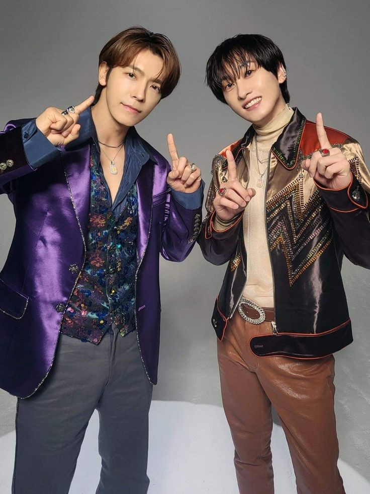 Elrincon_deBELF's tweet photo. CASÉ SE NOS VIENE PROYECTO DE PARTE DE 𝐄́𝐋 𝐑𝐈𝐍𝐂𝐎́𝐍 𝐃𝐄 𝐄𝐋𝐅 𝐁𝐎𝐋𝐈𝐕𝐈𝐀!!!!  PORQUE #ELFBOLIVIA TAMBIÉN QUIERE A DNE EN SU PAIS 
               𝔻-𝟚
#SuperJuniorDnE #DONGHAE #EUNHYUK #DElight_PartyinBolivia
#DElight_Party
#SuperJuniorDnEinBolivia
@SJ_DnE_official https://t.co/CaNGN1q7xA