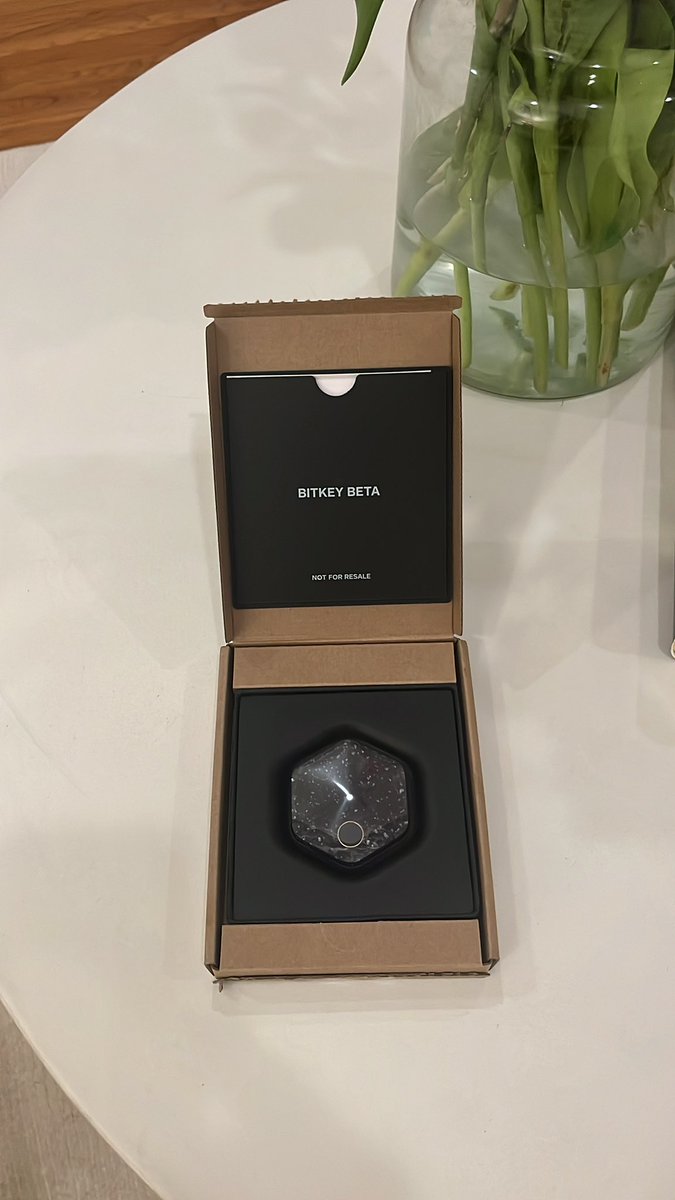 LisaColdstorage's tweet image. 🤗 #Bitkey @blocks