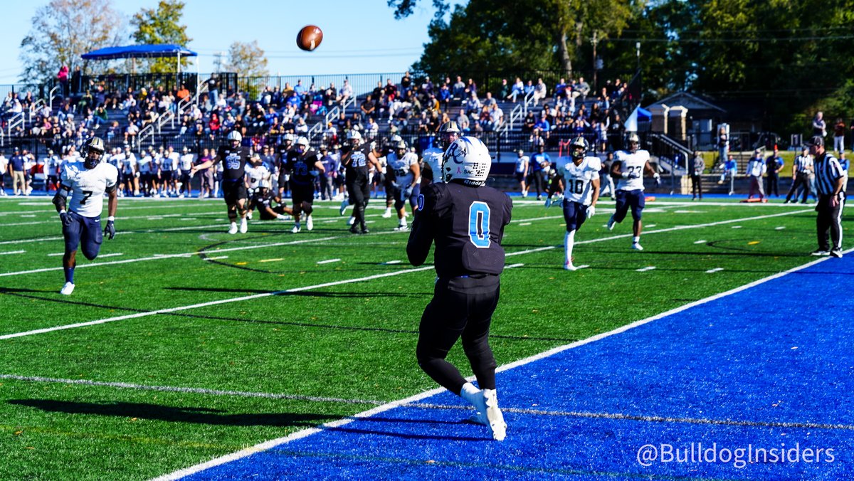 BulldogInsiders's tweet photo. Saw the offense working on this in practice last week...when I saw it starting up I knew exactly where to position myself to shoot this TD catch by #WR0 πΈ
Sorry, I mean #QB0 @jlynchqb0 π
#BullyBully #Uncommon 0β£ https://t.co/5KFDEFIB9C