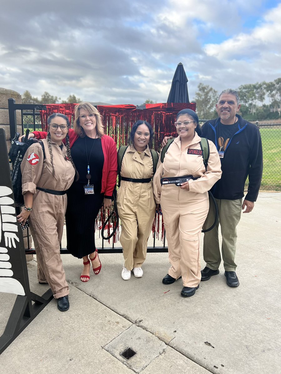 DeckerPUSD's tweet photo. Who you gonna call? Drug Busters! #RedRibbonWeek2023 #proud2bepusd #deckermakeswaves #deckerPTA https://t.co/QrHshGusPf