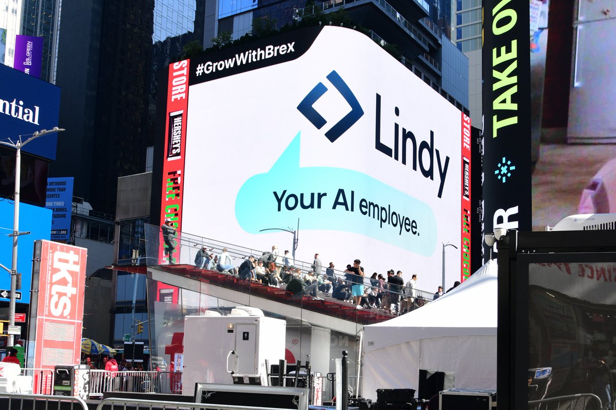 Lindy's on Time Square this week! #GrowWithBrex