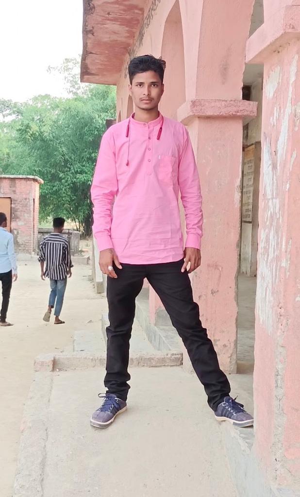 VickyKu47464790's tweet photo. #VickyJain #Safir #DonBelle https://t.co/GywNUbwprb